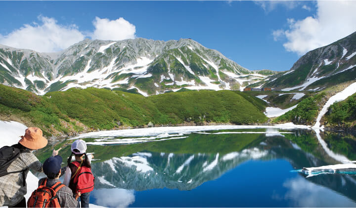 Tateyama Kurobe Alpine Route - Tour Jepang Febuari 2021